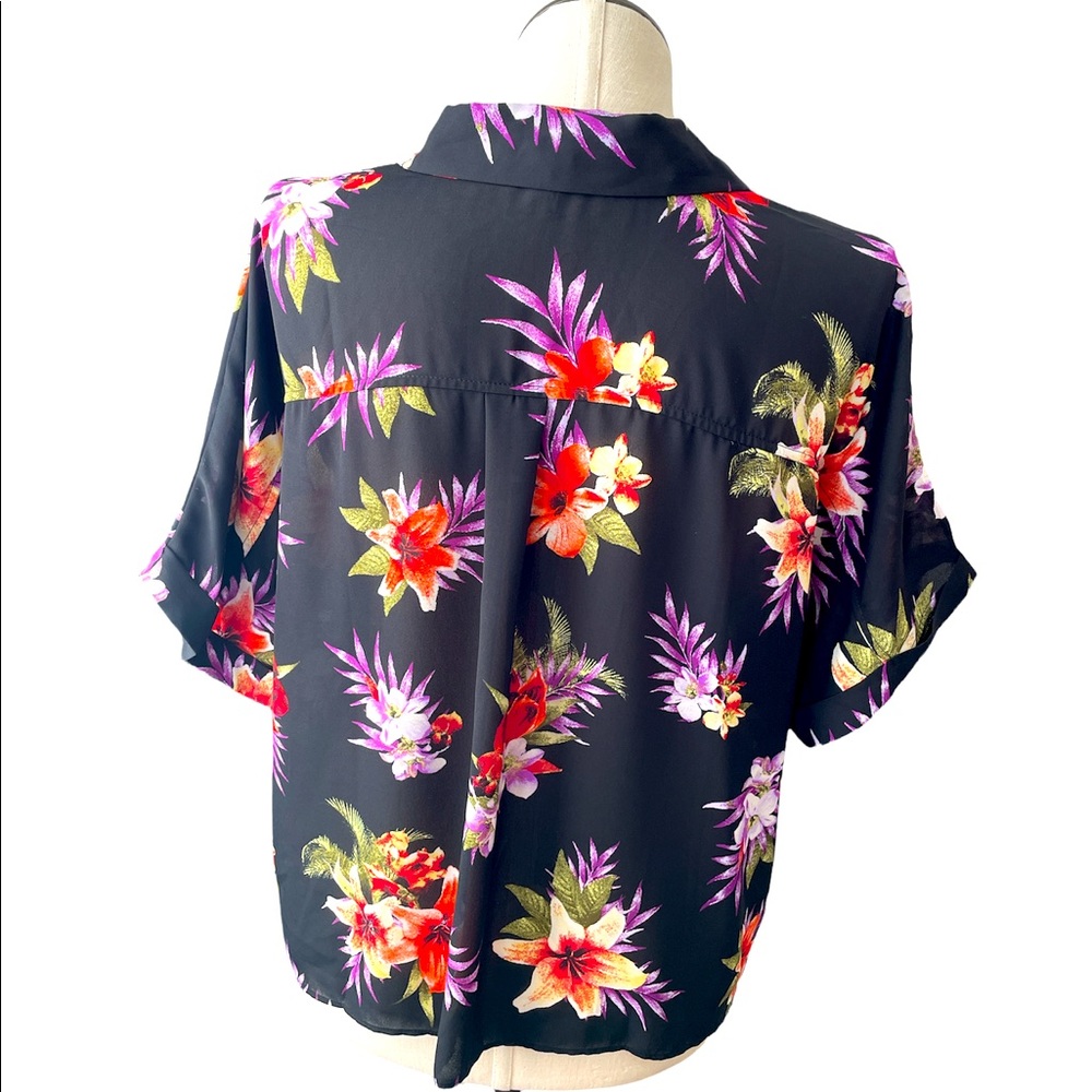 Abound women’s black floral polyester top tropical crop shirt NWT Sz XXL - Picture 4 of 4